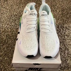 Nike Air Max 270